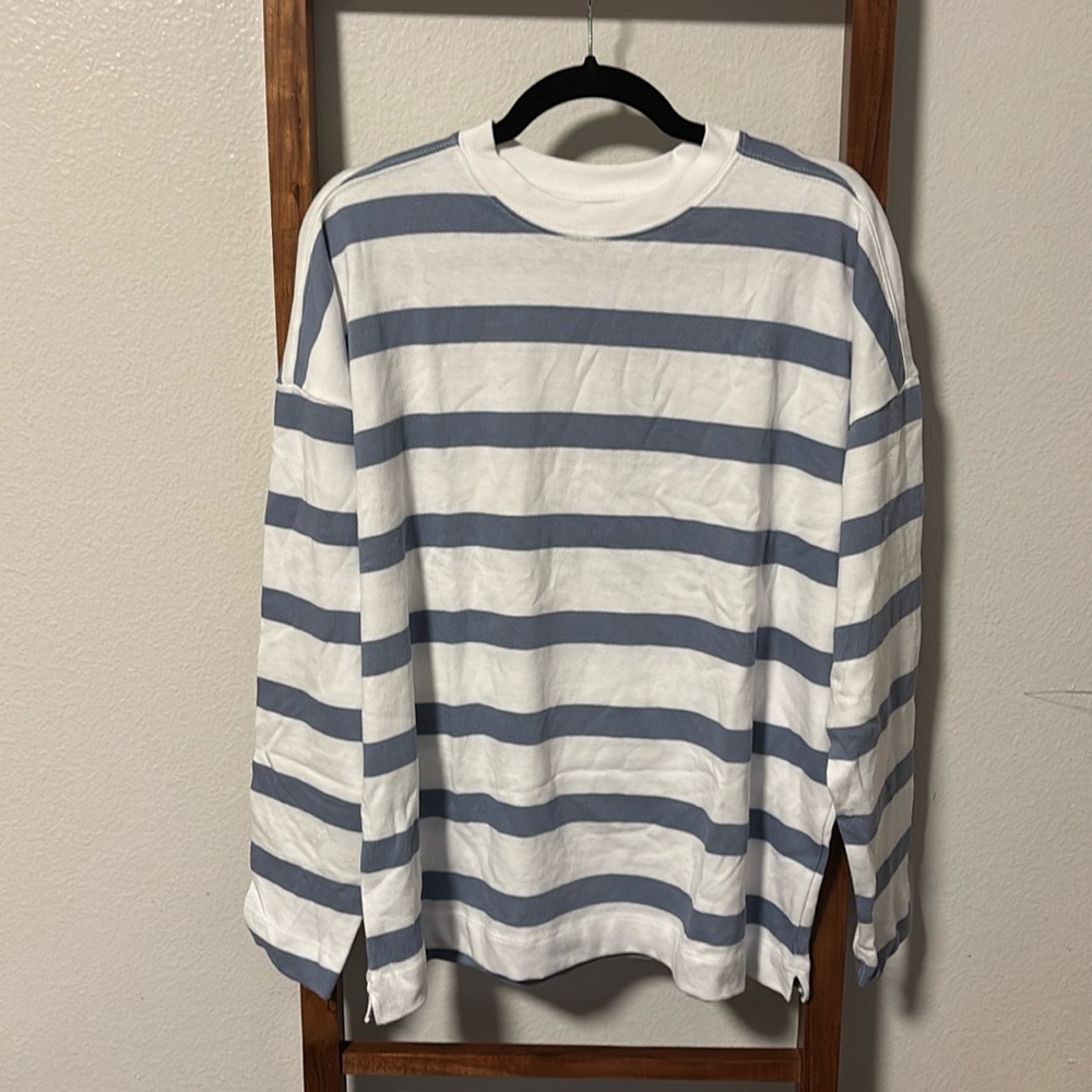 AYR the early mornings tee NWOT